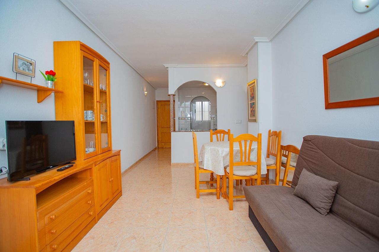 096 Pleasant Place Luis - Alicante Holiday Torrevieja Dış mekan fotoğraf