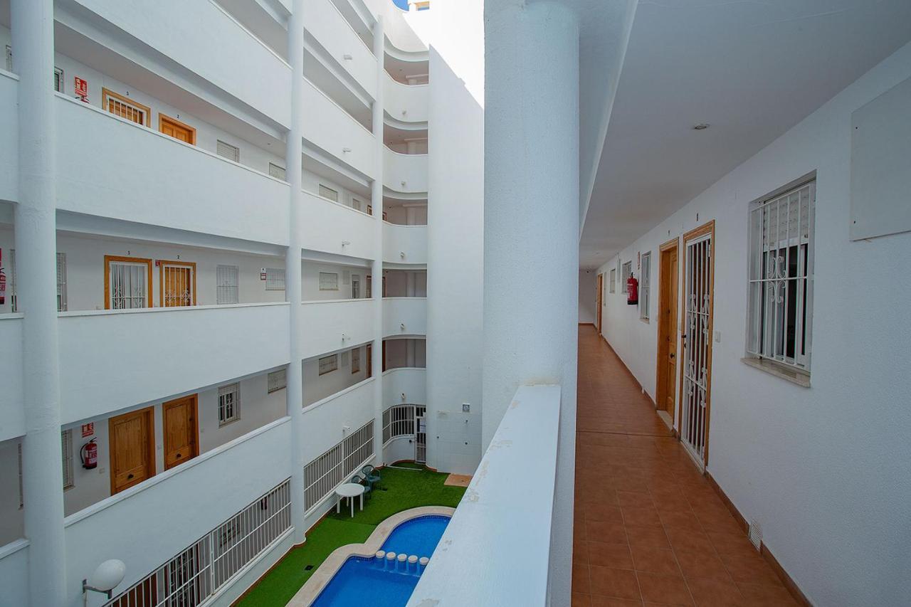 096 Pleasant Place Luis - Alicante Holiday Torrevieja Dış mekan fotoğraf